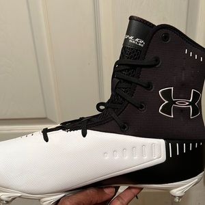 Football cleats